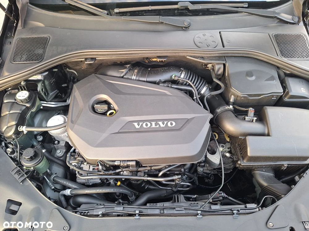 Volvo V60 T3 Momentum - 28