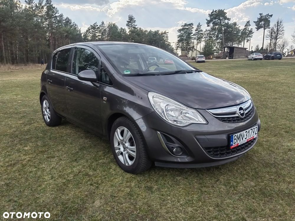 Opel Corsa 1.4 16V Satellite - 8