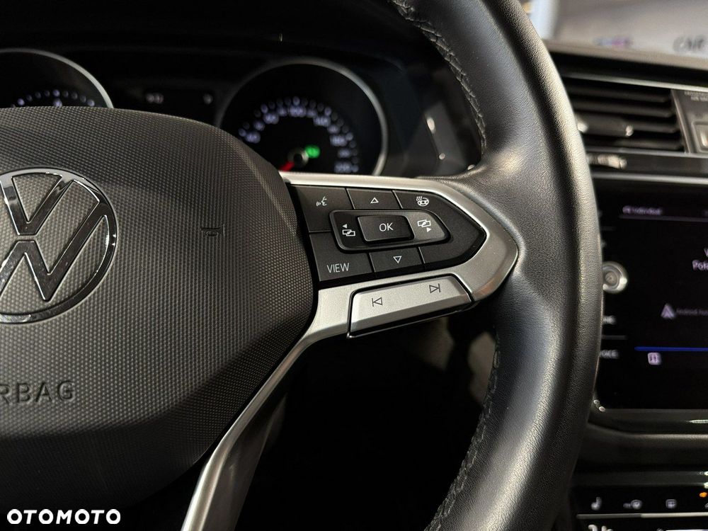 Volkswagen Tiguan - 21