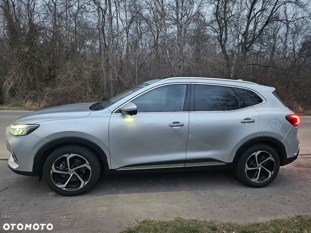 MG HS 1.5 T-GDI Exclusive DCT - 18