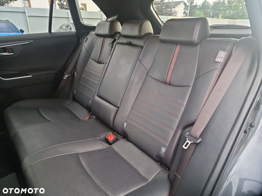 Toyota RAV4 - 17