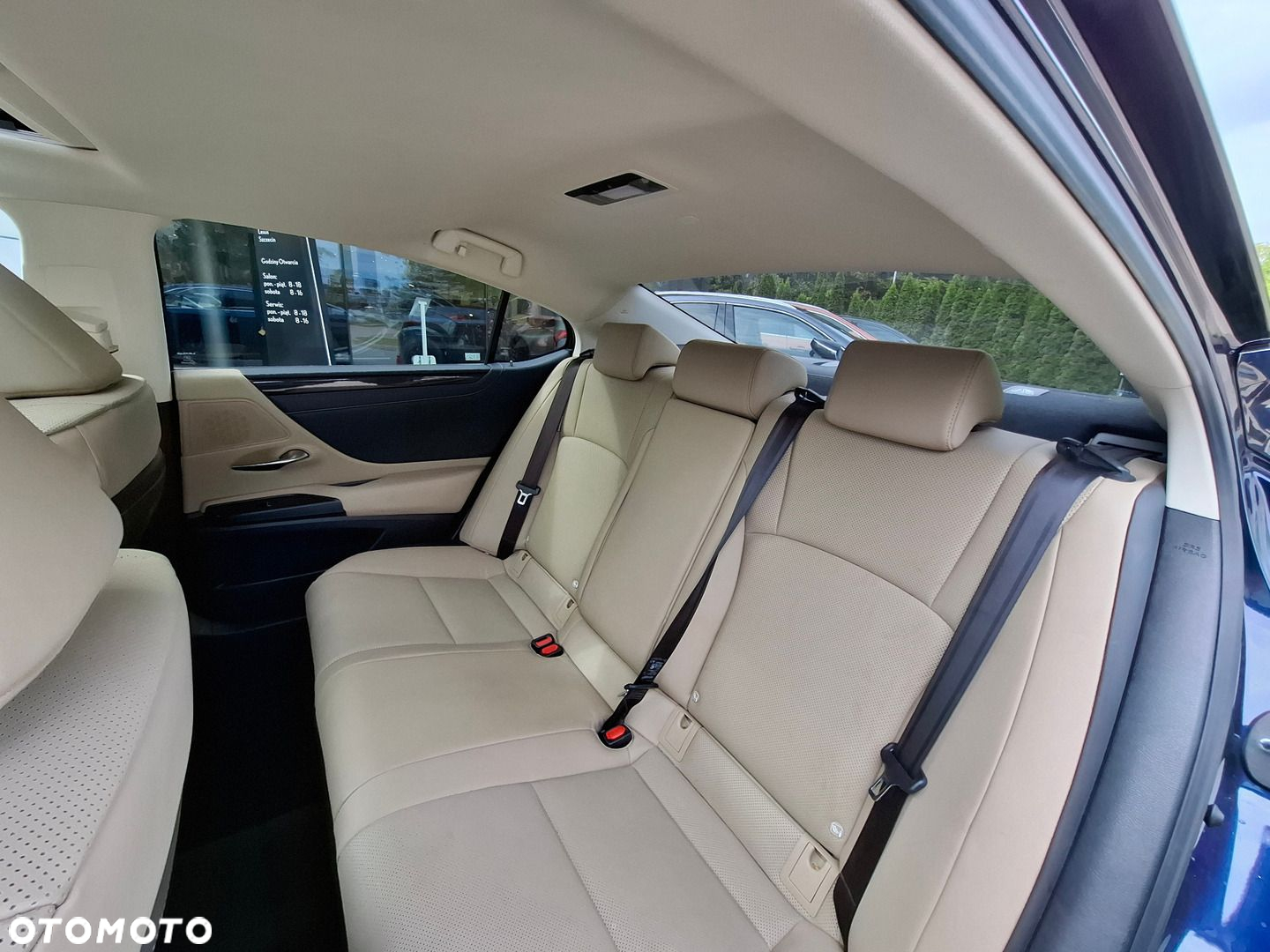 Lexus ES - 13
