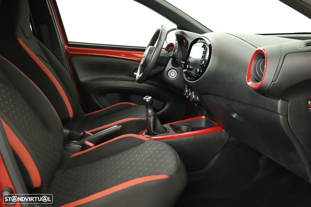 Toyota Aygo 1.0 X-Play - 19