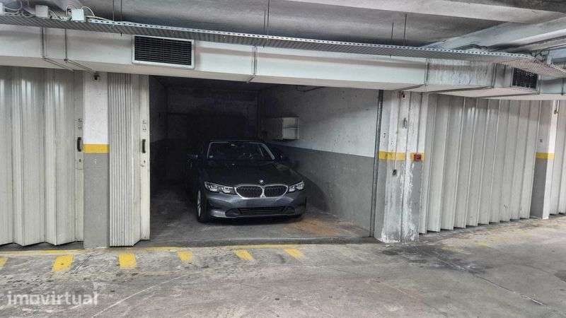 Arrendo Garagem 24m2 - Grande imagem: 2/2