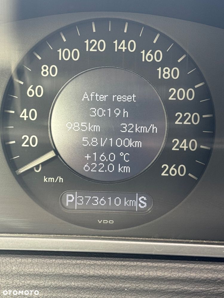 Mercedes-Benz Klasa E - 7