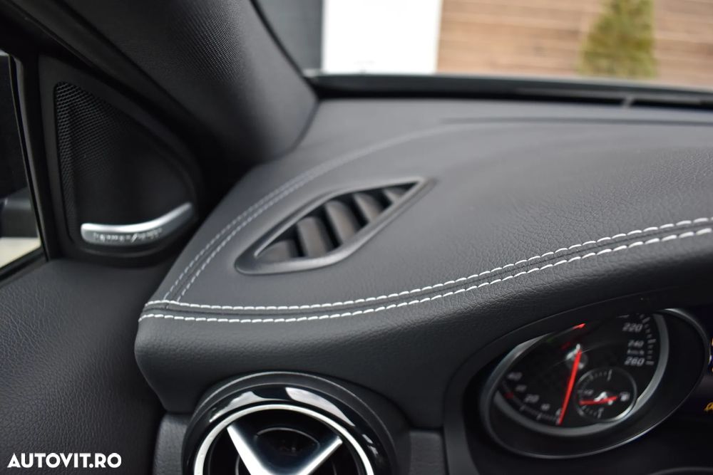 Mercedes-Benz A 220 4MATIC Aut. - 25