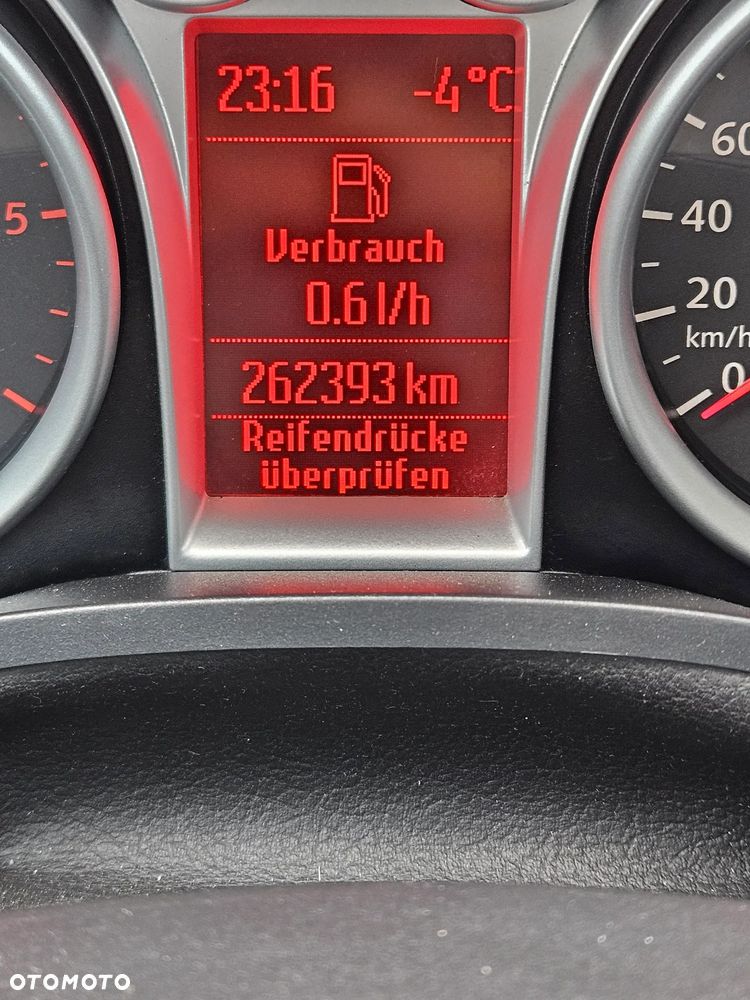 Ford Kuga 2.0 TDCi 2x4 Titanium - 15