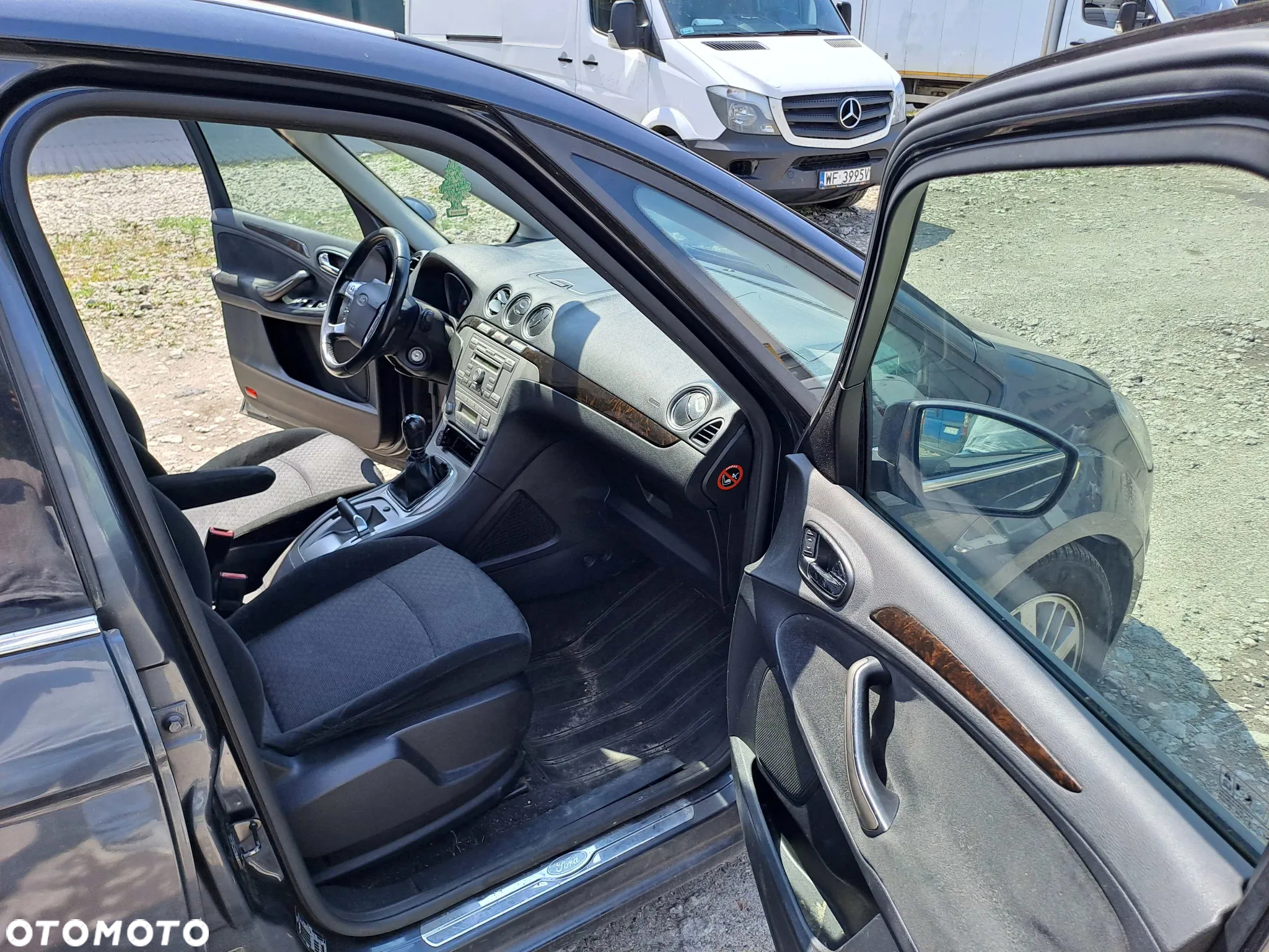 Ford Galaxy 2.0 Ambiente - 11