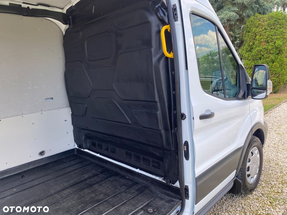 Ford TRANSIT, zakupiony w salonie w Rzeszowie, serwisowany, bezwypadkowy - 18