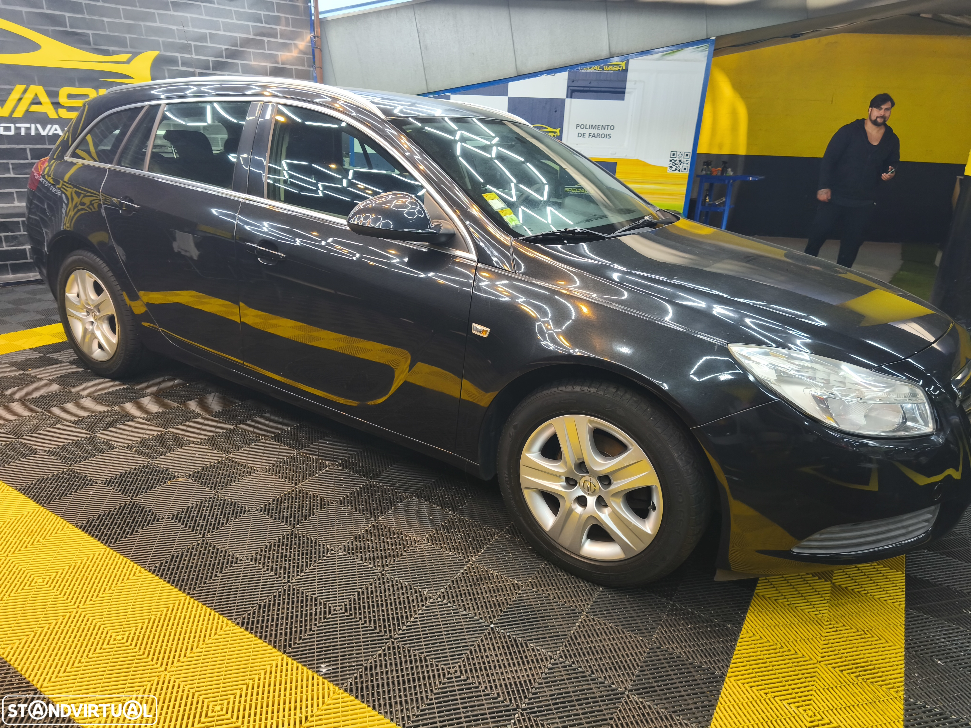 Opel Insignia Sports Tourer 2.0 CDTi Cosmo ecoFLEX - 19