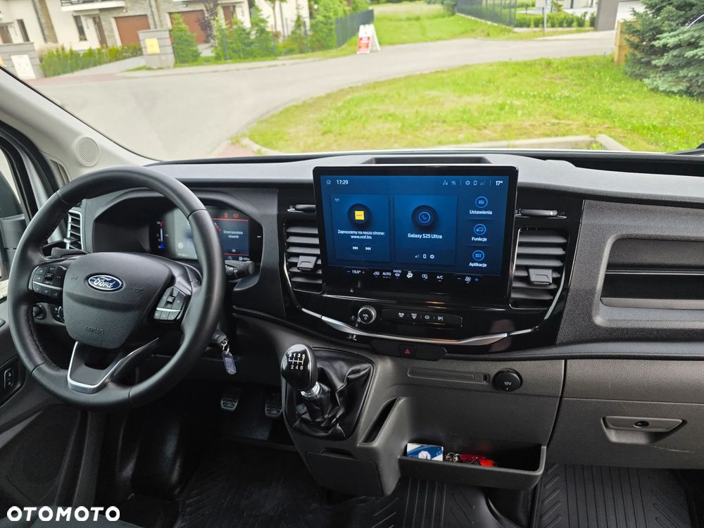 Ford Transit L4 RWD Trend - 11