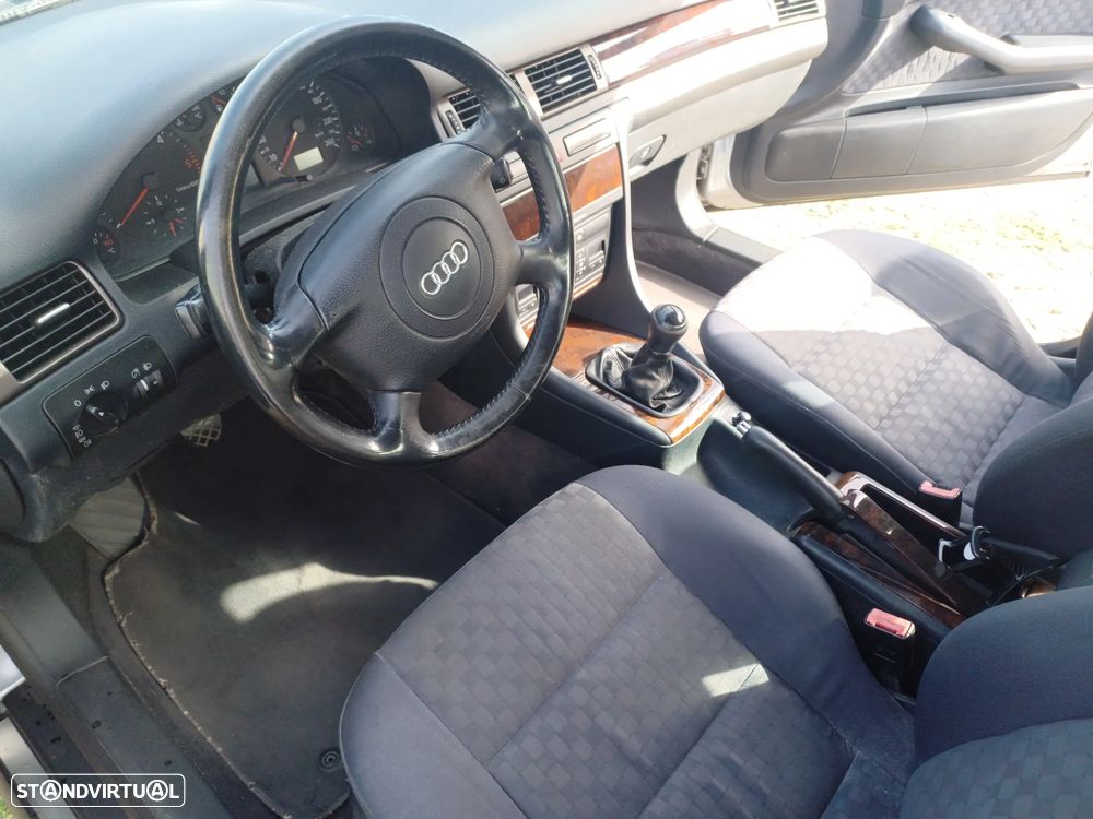 Audi A6 1.9 TDI - 11