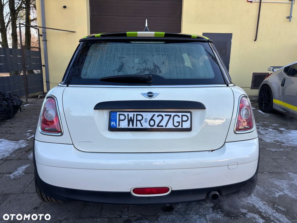 MINI ONE Standard - 9