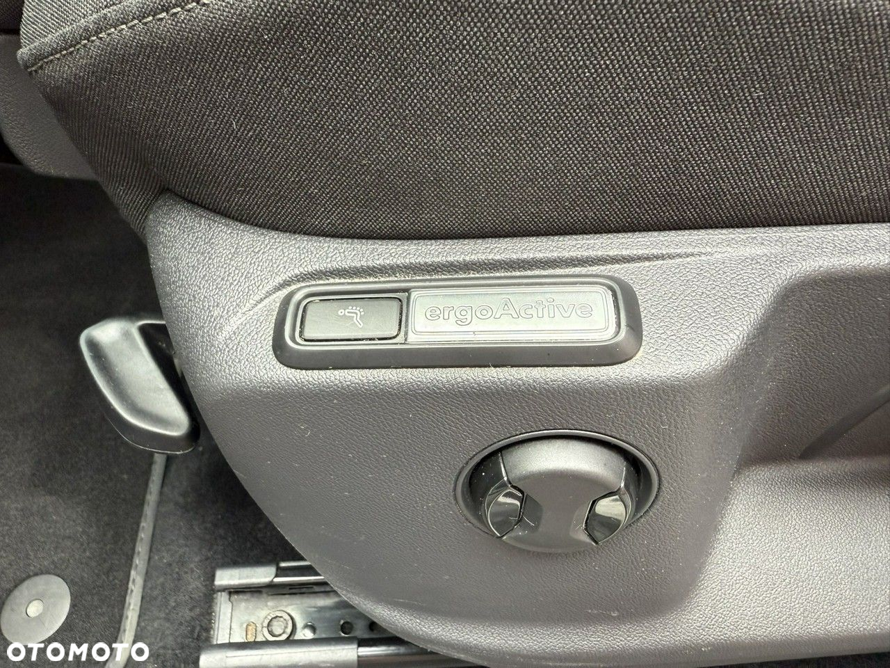 Volkswagen Tiguan Allspace - 12