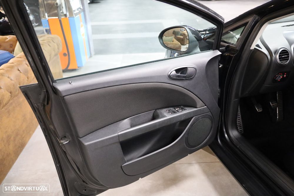 SEAT Leon 1.9 TDI Sport Up - 26