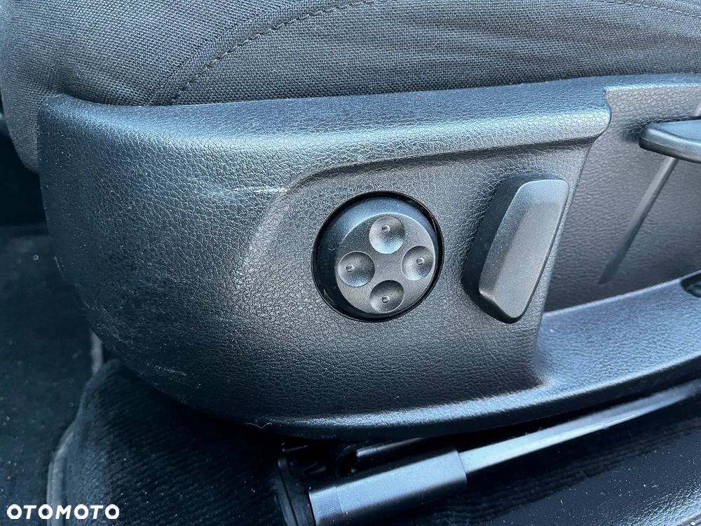 Volkswagen Passat 1.4 TSI Comfortline - 29