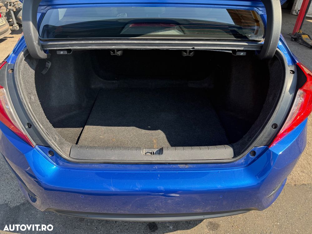 Honda Civic 1.5 VTEC Turbo CVT Executive - 13