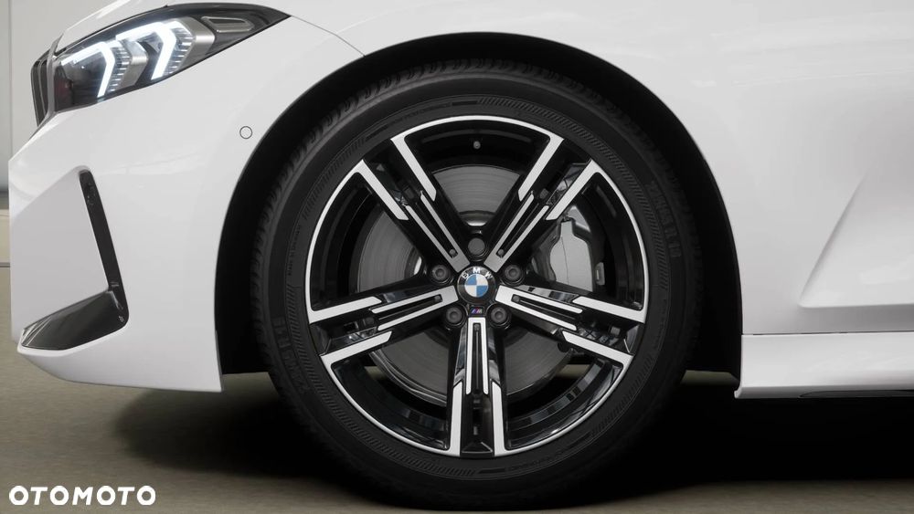 BMW Seria 3 318i M Sport - 8