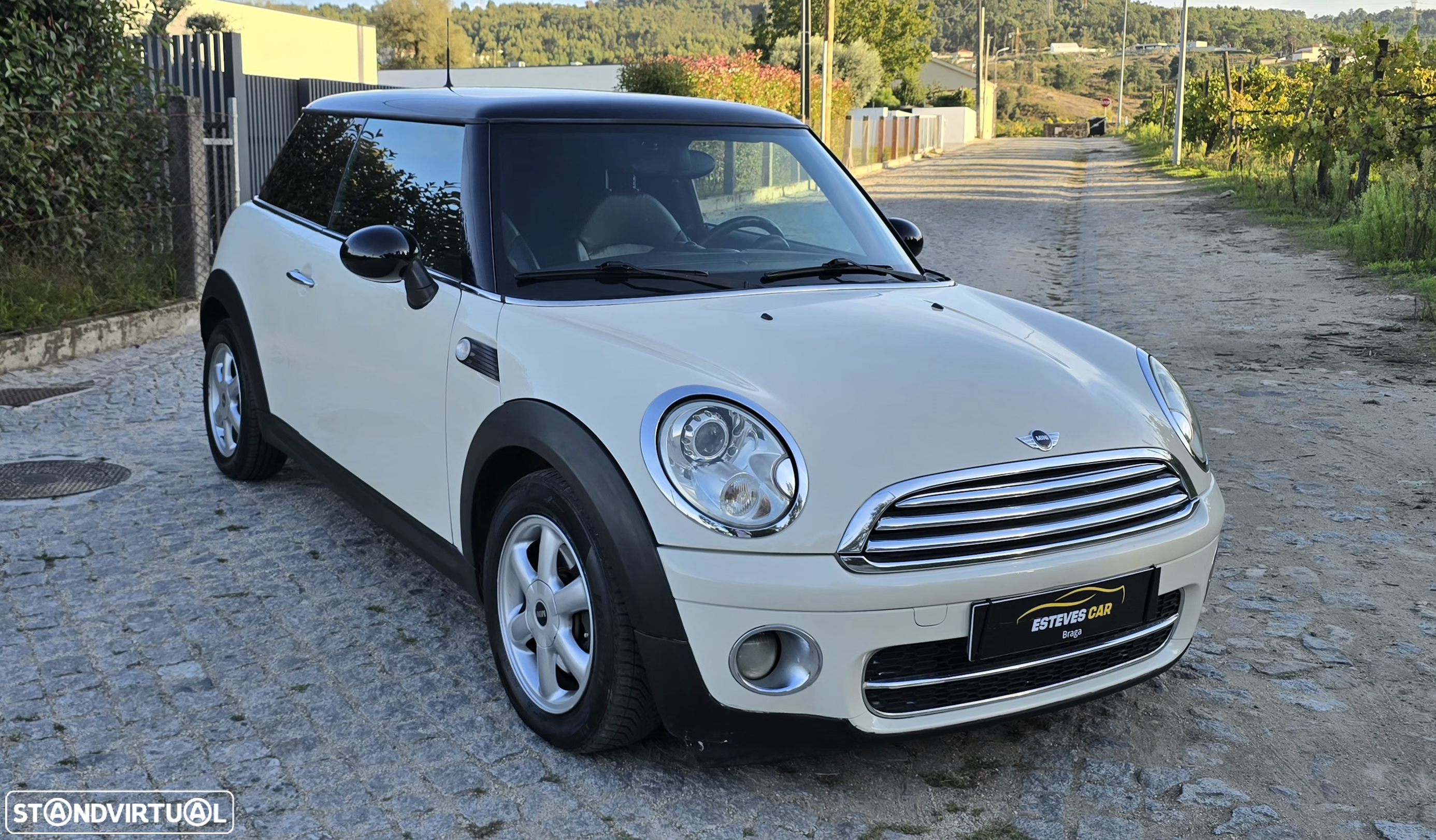 MINI 3 Portas Cooper D - 2