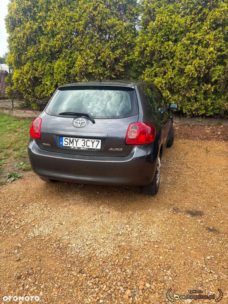Toyota Auris 1.4 D-4D Luna - 7