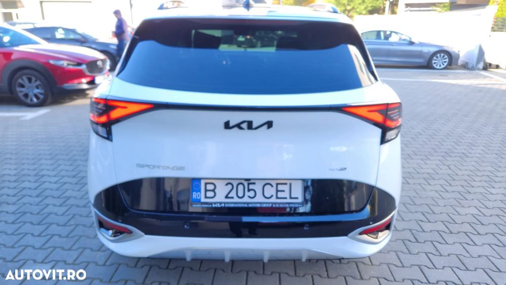 Kia Sportage 1.6 T-GDI PHEV 6AT 4x4 GT Line - 4