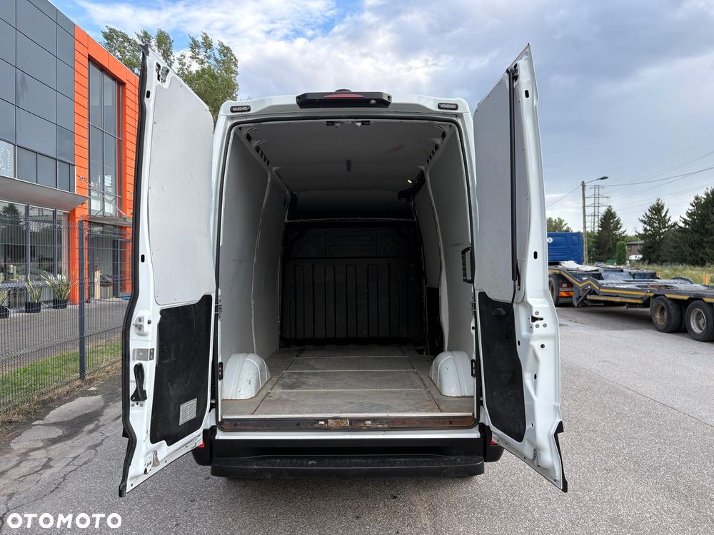 Iveco Iveco Daily 35S160, 2.3 160KM, L2H2, LED, HiMatic, Bardzo zadbane - 7