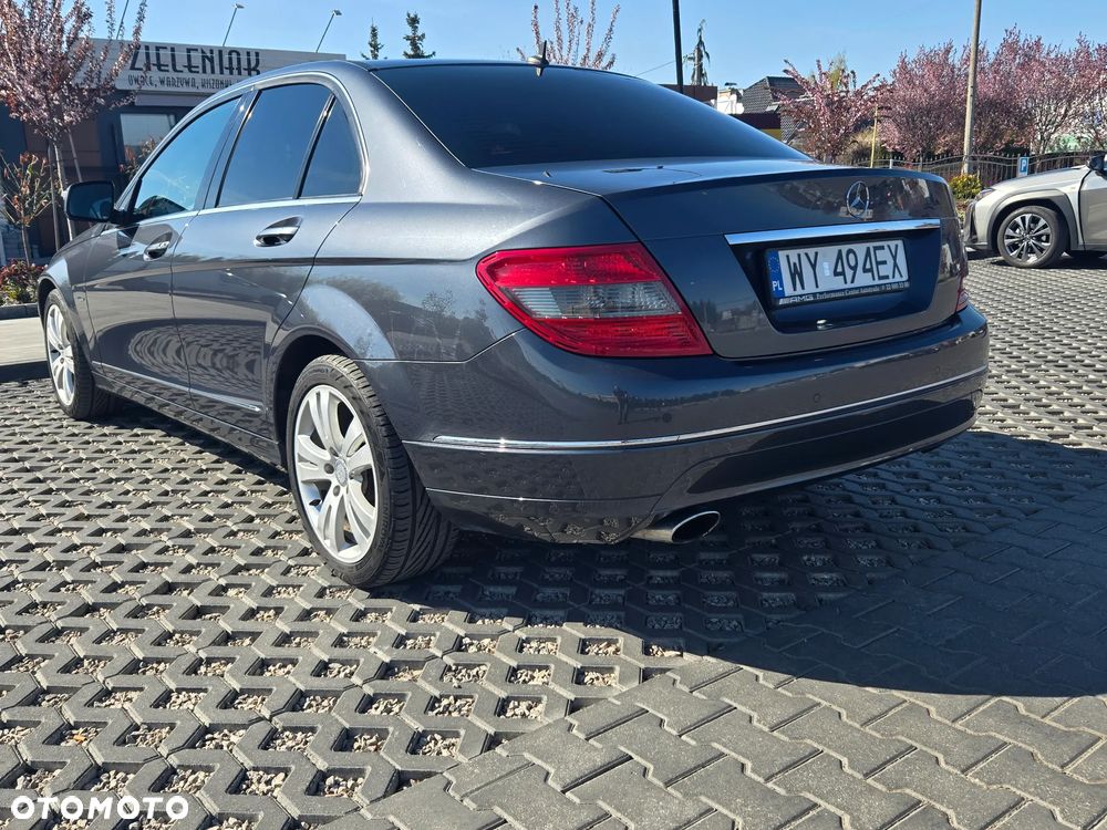 Mercedes-Benz Klasa C 220 CDI DPF Automatik Avantgarde - 4