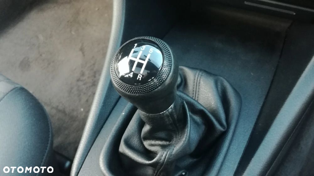 Audi A6 Avant 2.4 Quattro - 16