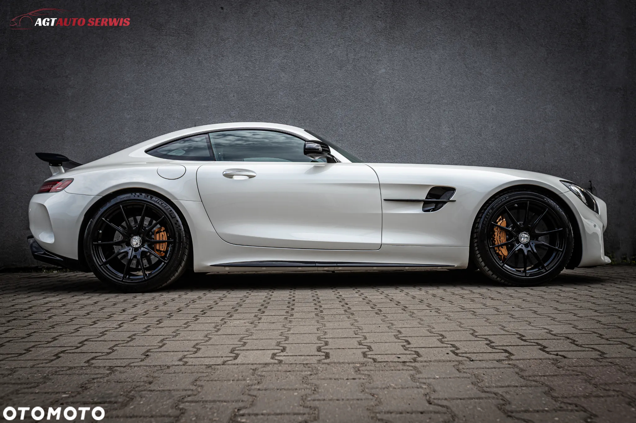 Mercedes-Benz AMG GT R - 2
