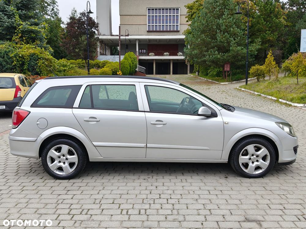 Opel Astra 1.9 CDTI Caravan DPF Cosmo - 5