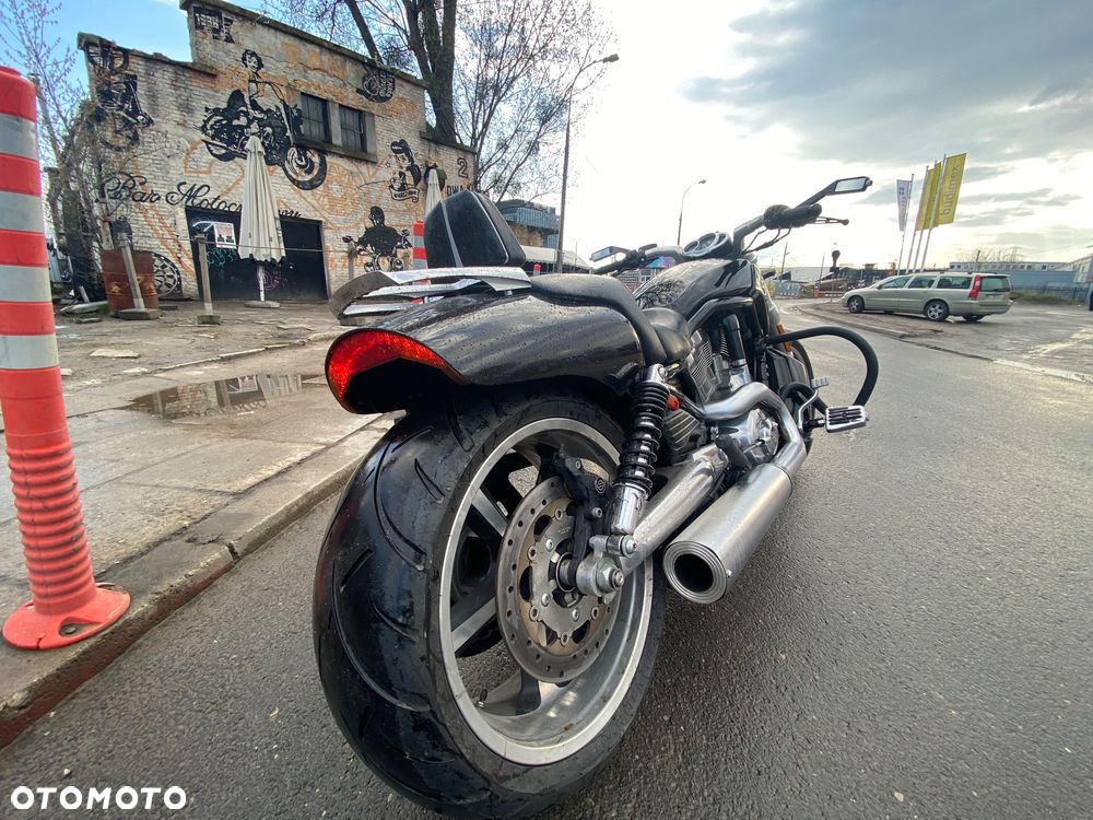 Harley-Davidson V-Rod Muscle - 4