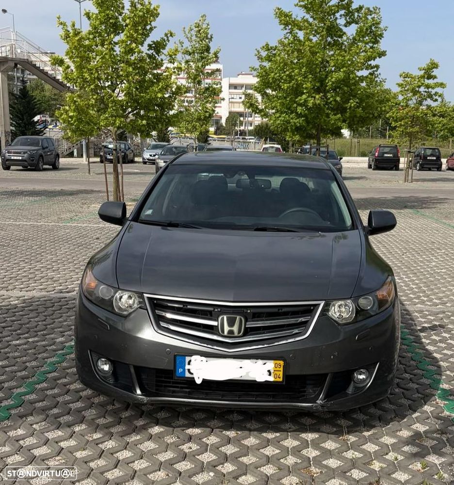 Honda Accord - 1
