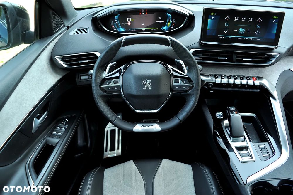 Peugeot 3008 225 e-EAT8 GT - 29