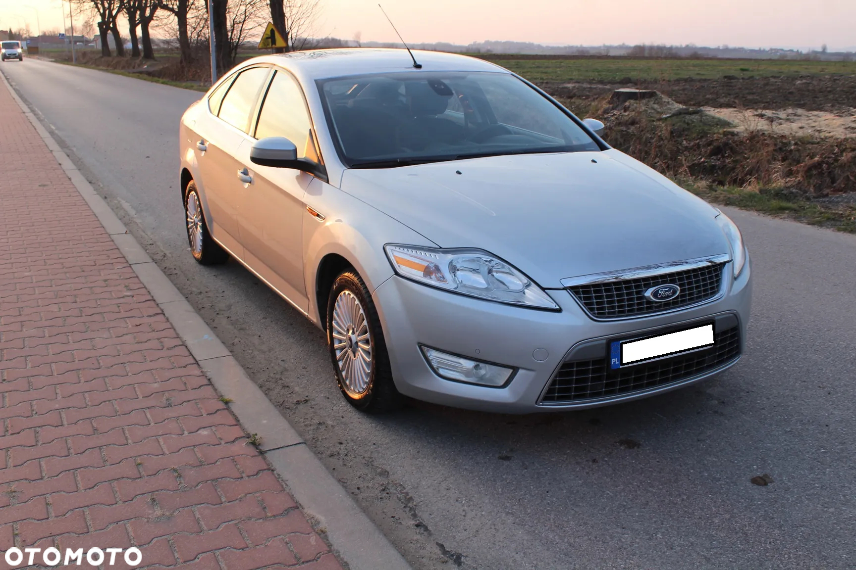 Ford Mondeo 1.8 TDCi Ghia X - 4