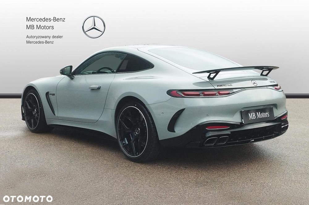 Mercedes-Benz AMG GT - 6