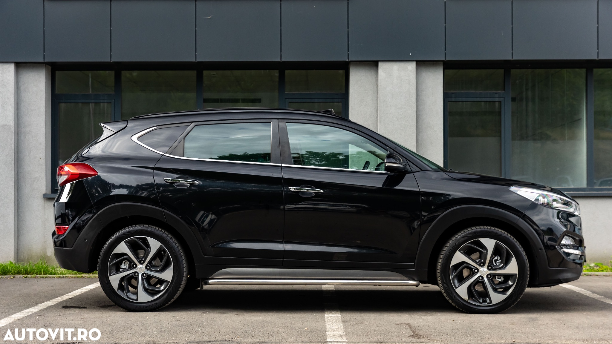 Hyundai Tucson 2.0 CRDI 4WD 6AT Luxury Pack+ - 9