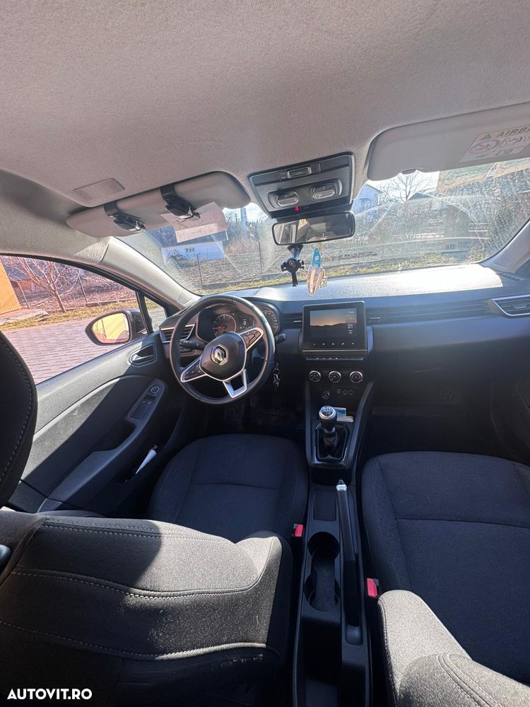 Renault Clio V TCe 90 Evolution - 9