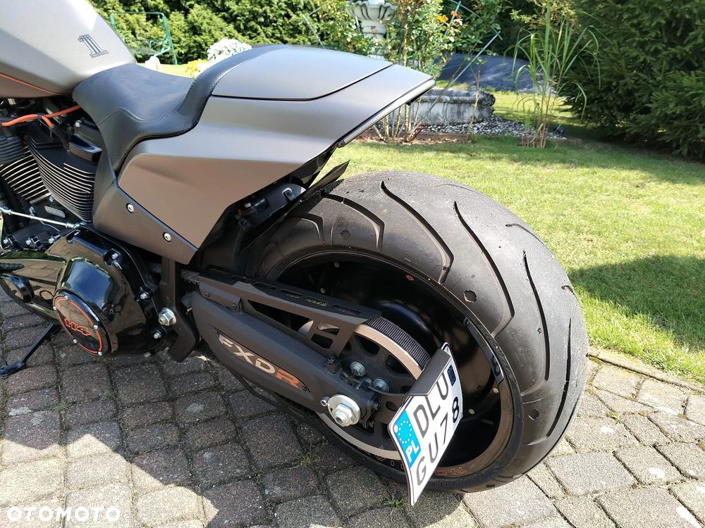 Harley-Davidson Softail FXDR - 6