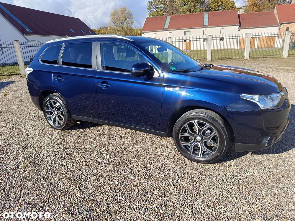 Mitsubishi Outlander 2.0 2WD Diamant Edition - 14