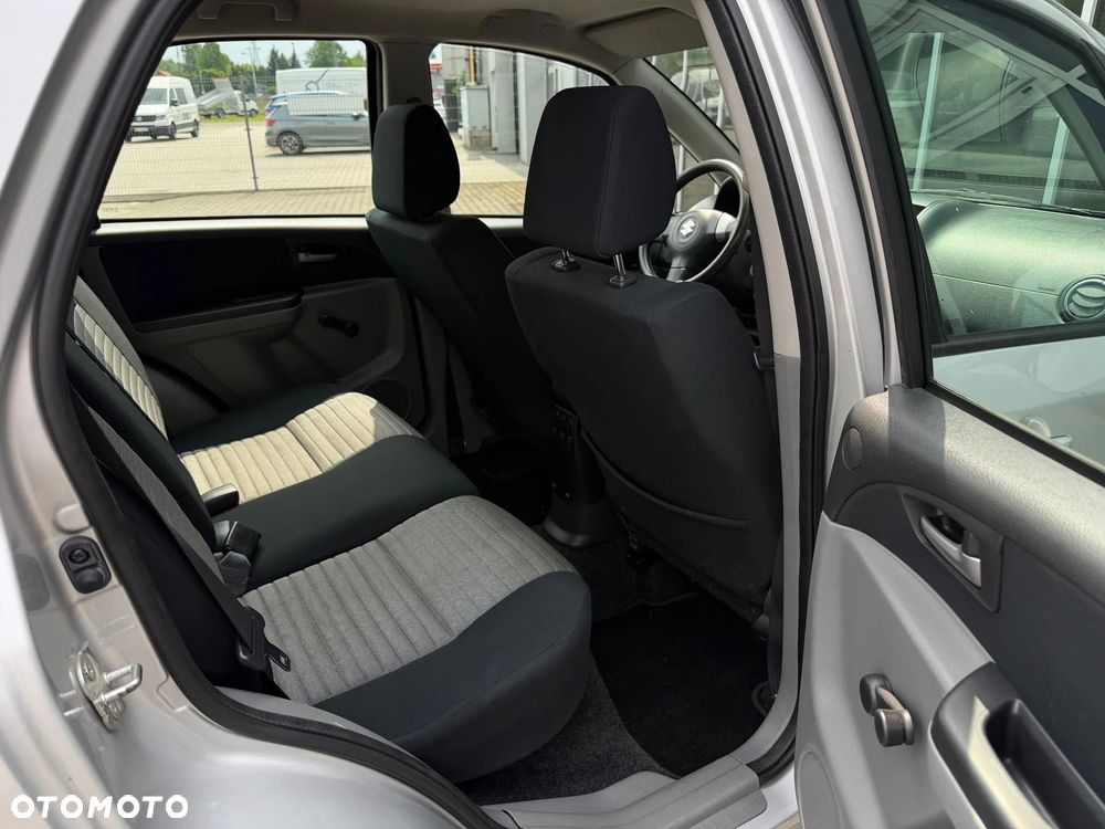 Suzuki SX4 1.6 DDiS Comfort - 6