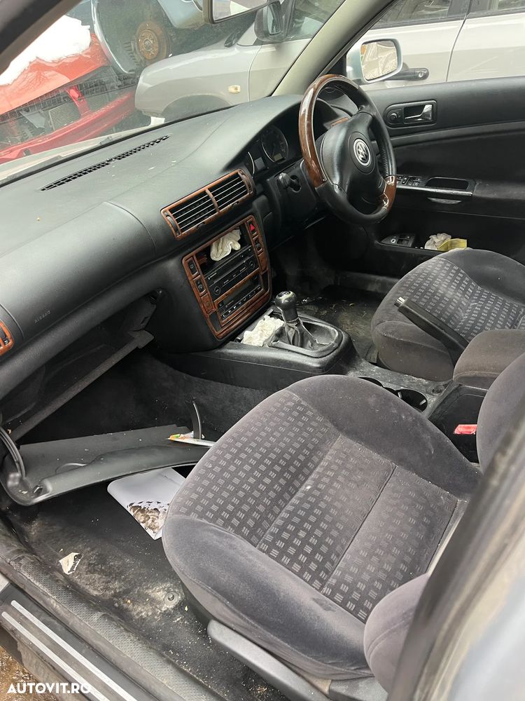 Dezmembrez VW Volkswagen Passat B5.5 gri argintiu 1,9 TDI AWX - 9