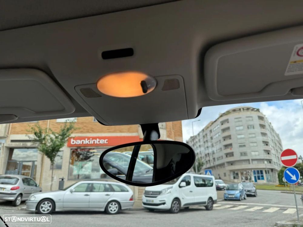 Smart ForTwo Coupé 1.0 mhd Pure 61 Softouch - 22
