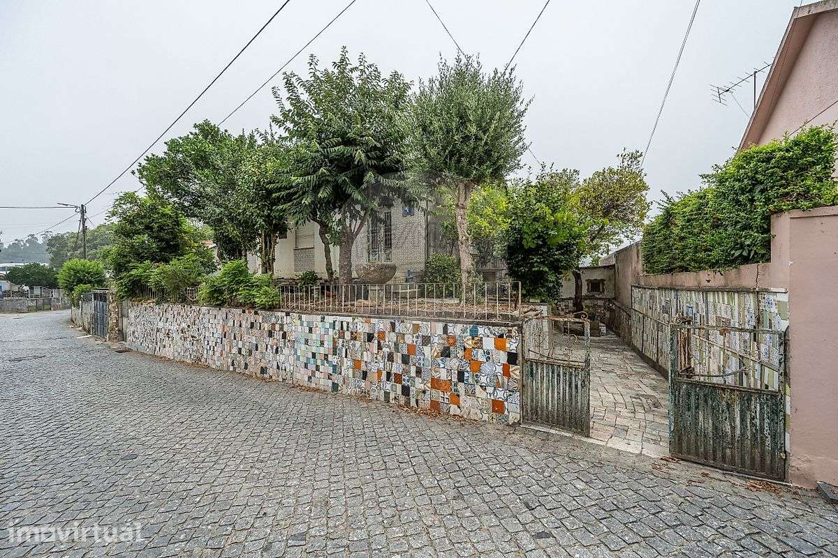Moradia Individual em Lomar, próximo do centro de Braga! - Grande imagem: 3/28