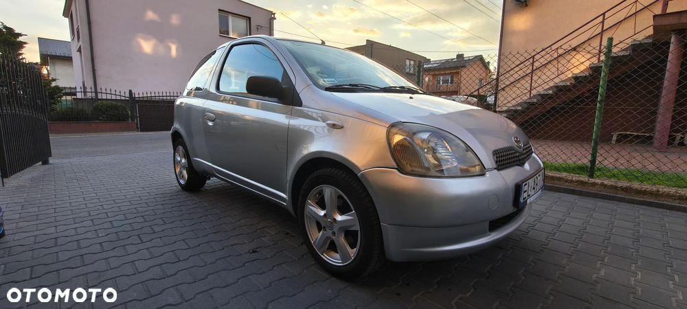 Toyota Yaris 1.3 Luna - 1