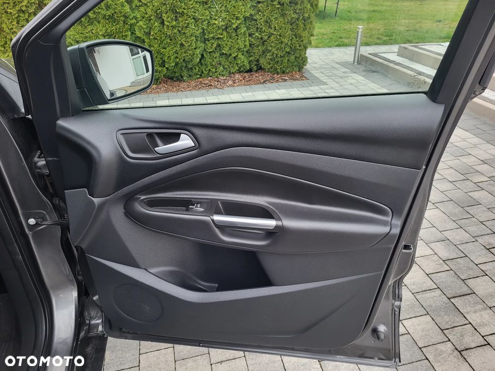 Ford Kuga 2.0 TDCi 4x4 ST-Line - 16