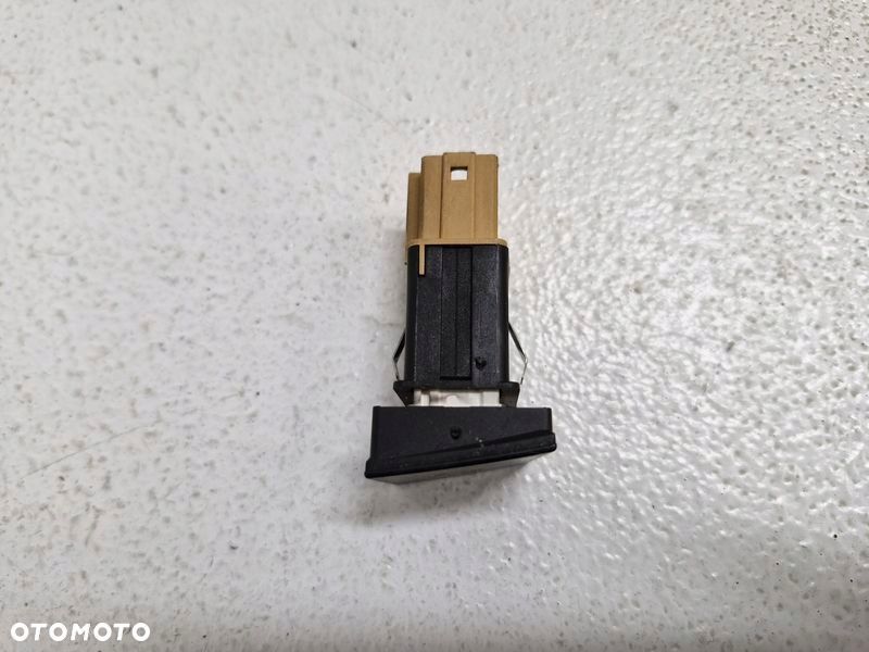 vw passat b6 włącznik przełącznik przycisk parkowania pdc 3c0927122b - 1