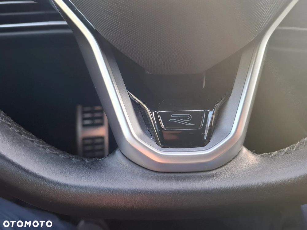 Volkswagen Golf 2.0 TDI SCR DSG R-Line - 25