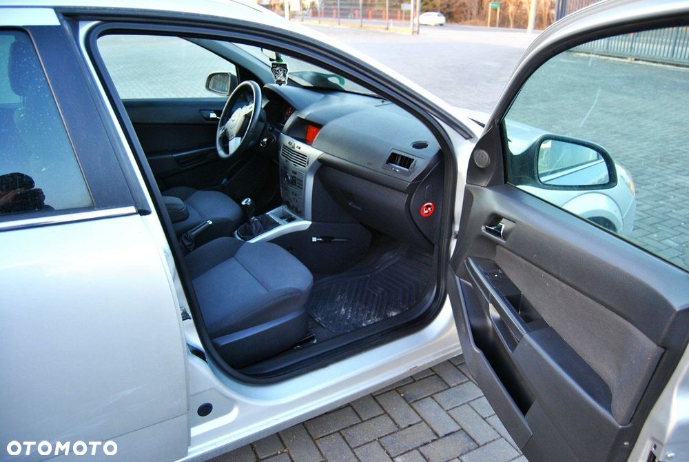 Opel Astra - 10