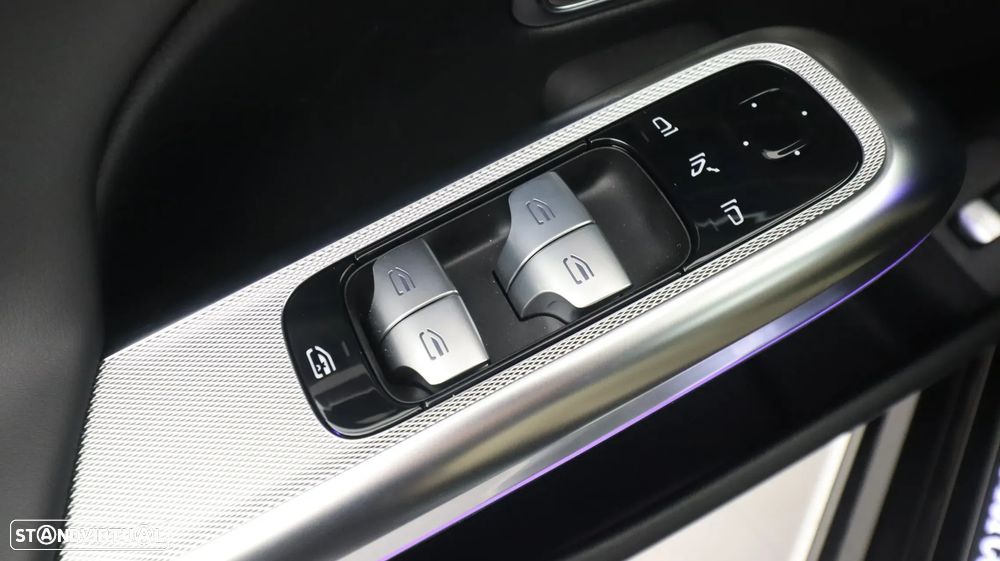 Mercedes-Benz E 300 de - 24