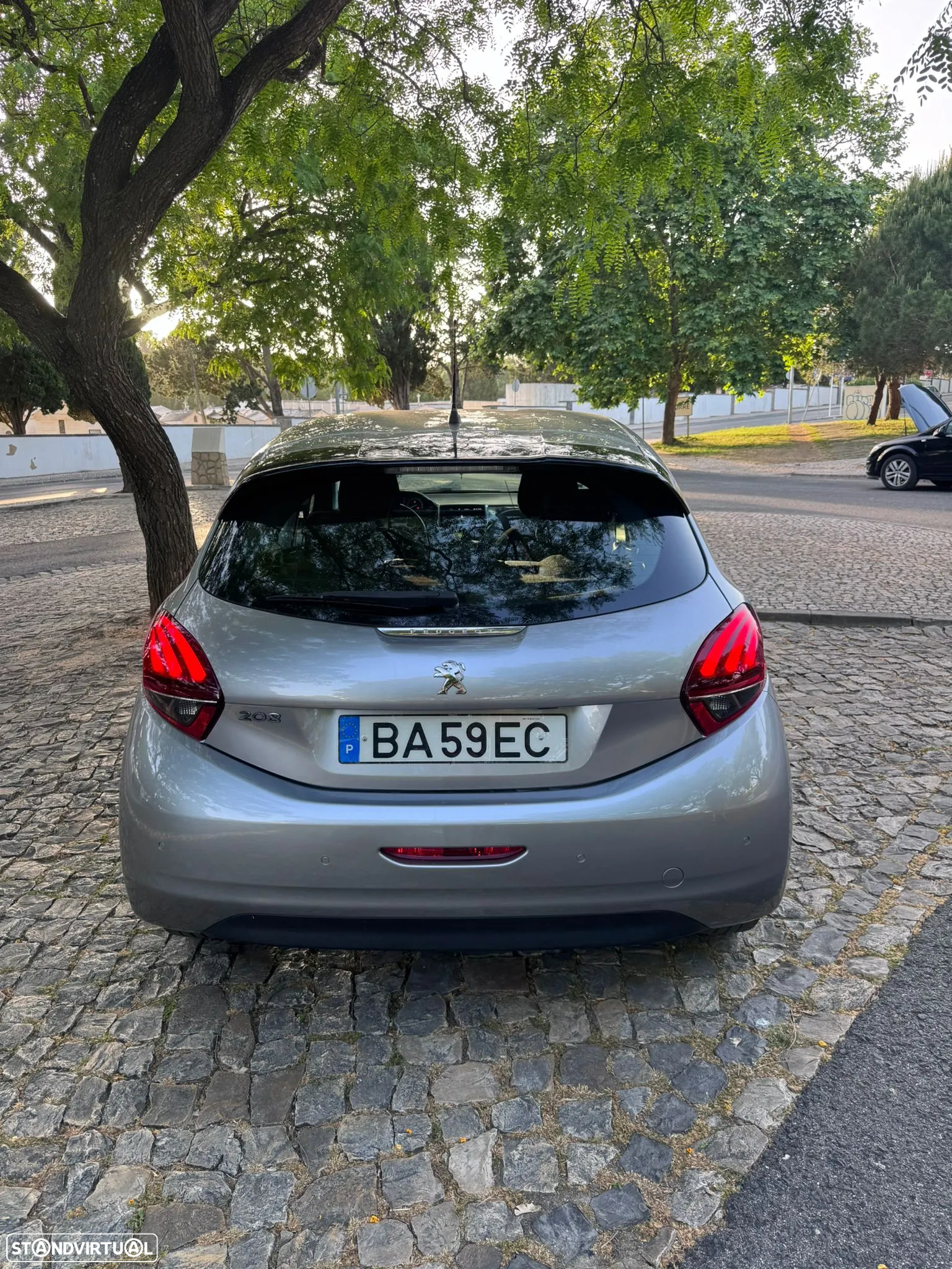 Peugeot 208 1.5 BlueHDi Active - 3